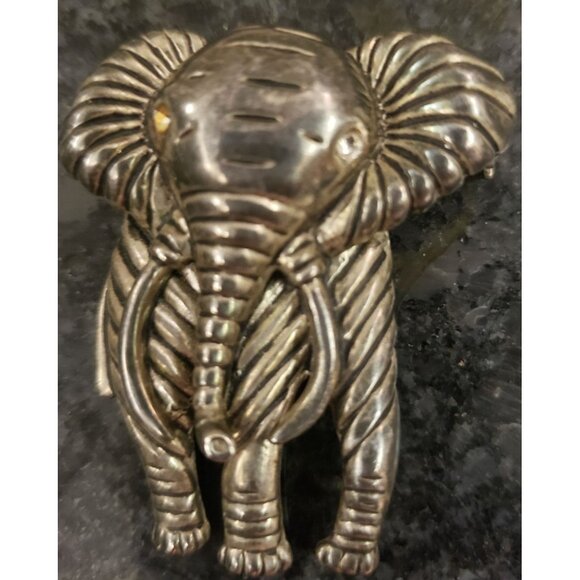 Lot of Six Assorted Vintage Elephant Brooch Pins Gem Accents & Gold/Silver Tones - Picture 13 of 16